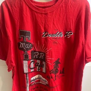 New Limited Edition Twin Peaks (Graphic Tee) The Double R Diner Twin Peaks, WA